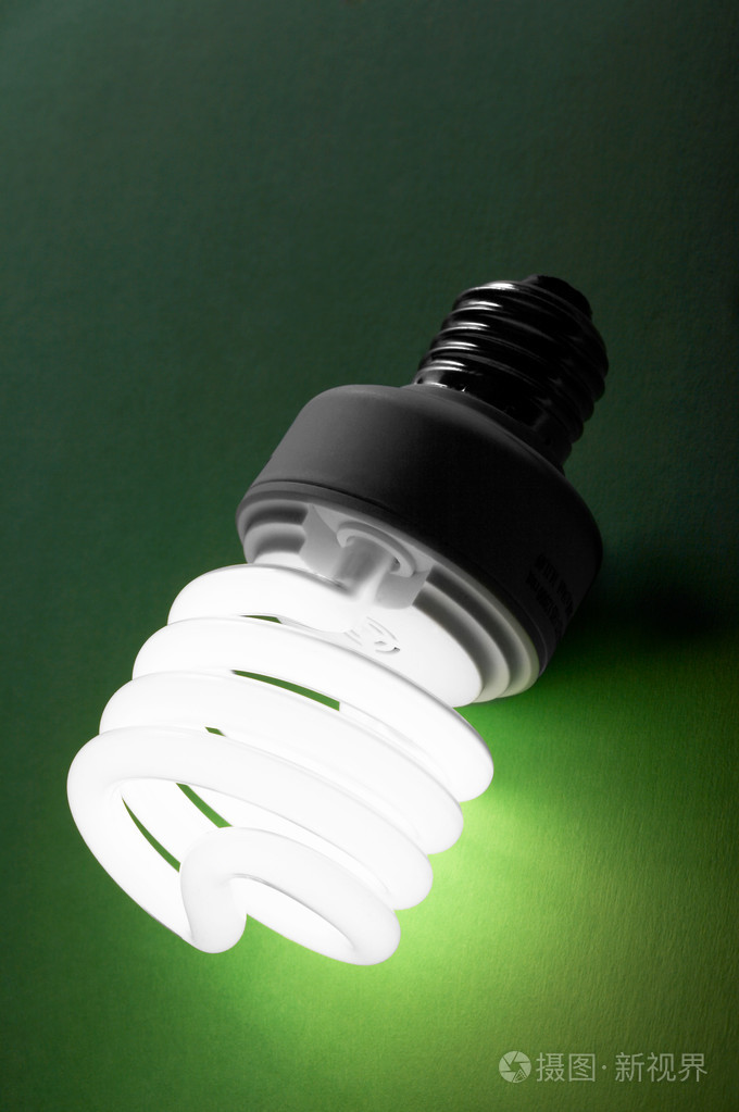 光影之間 探索熒光燈在商業(yè)攝影中的美學與實用價值